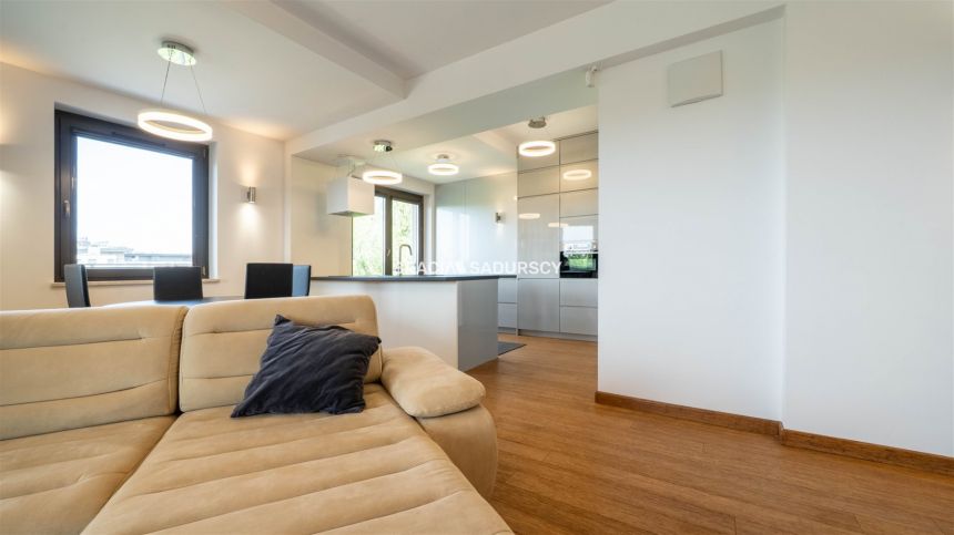 ul. Przedwiośnie | Przestronny salon | Duży balkon miniaturka 8