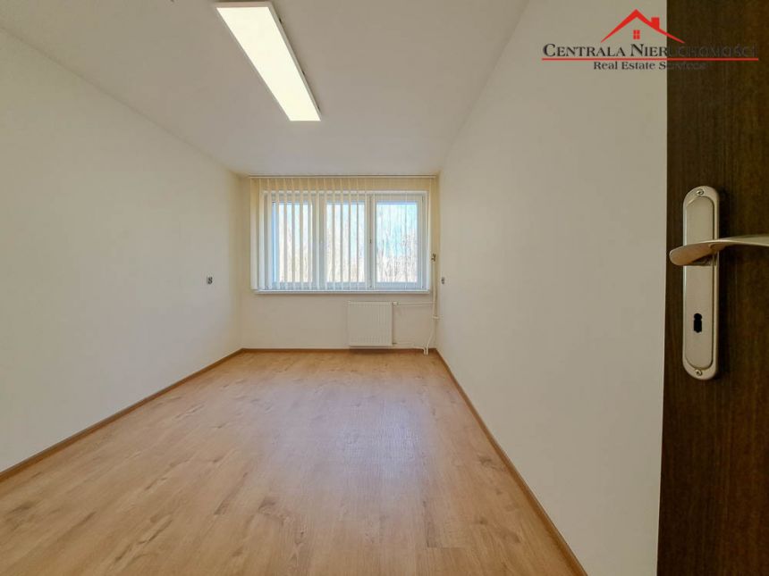 Lokale - 2 pokoje z własną łazienką, Mokre, 30m2. - zdjęcie 1