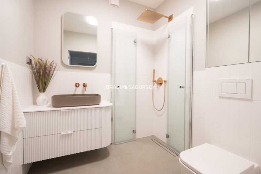 os. oficerskie, 250m2, wysoki standard miniaturka 17