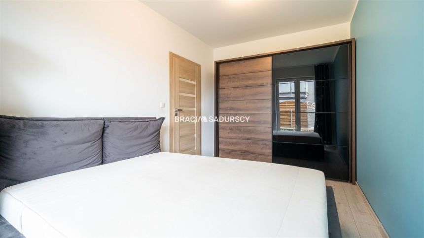 Gotowy do wejścia apartament 40m2 z parkingiem! miniaturka 4