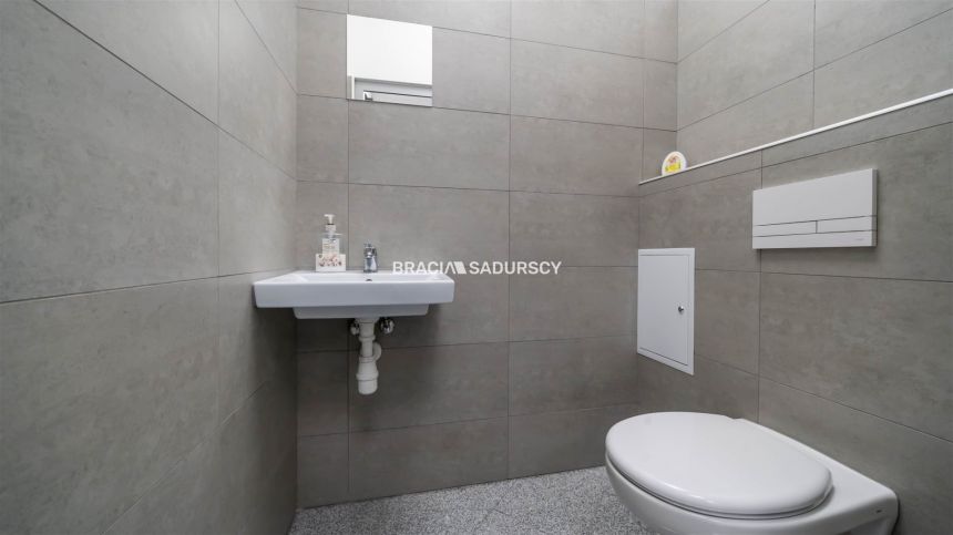 Lokal parterowy o powierzchni 65,51 m², Zakrzówek miniaturka 22