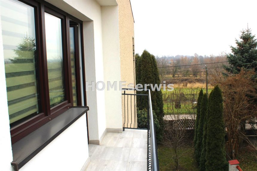 Na sprzedaż duży dom 340 m2, działka 2911 m2 miniaturka 29