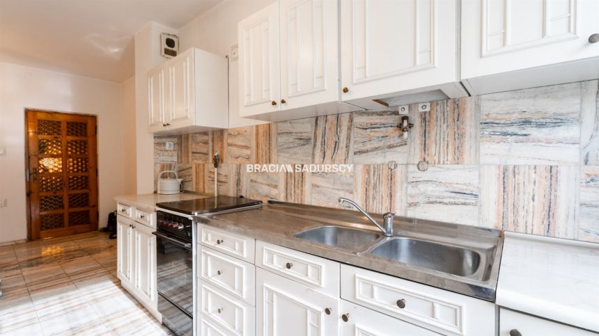 Atrakcyjny dom z działką 1760m2 w Bochni miniaturka 19