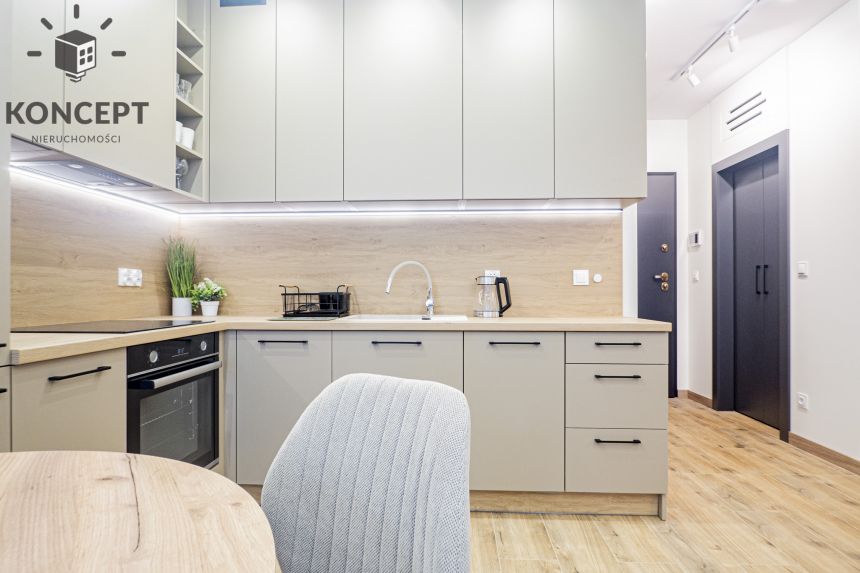 Nowy 2 pok apartament obok CH Renoma miniaturka 4