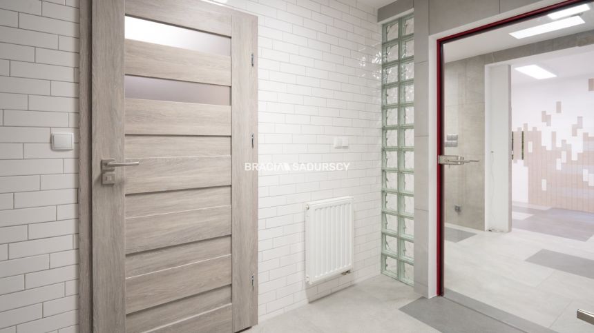 Nowoczesny lokal na wynajem, 135m2 ul. Pod Fortem miniaturka 15
