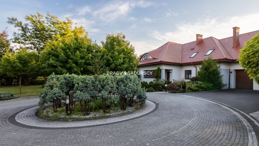 Rezydencja 420m2, 28 arów, 8 pokoji miniaturka 2