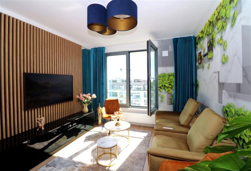 Wygodny apartament z widokiem na panoramę Gdyni miniaturka 3