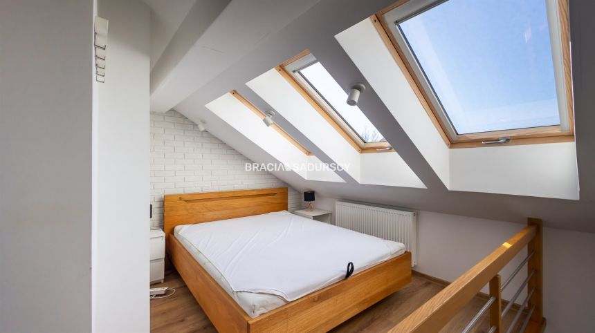 Komfortowy apartament koło Parku Bednarskiego miniaturka 17