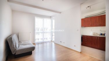 Kawalerka 32 m²–Dywizjonu 303–Świetna lokalizacja