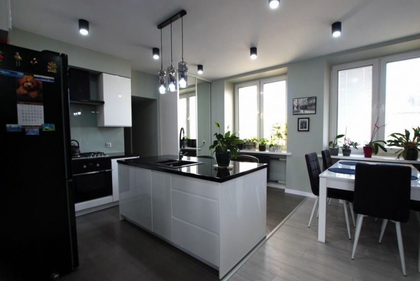 2 pokoje po remoncie, balkon, Centrum miniaturka 2