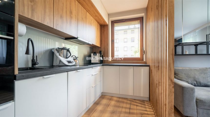 3 pokoje, balkon, wysoki standard, klimatyzacja miniaturka 20