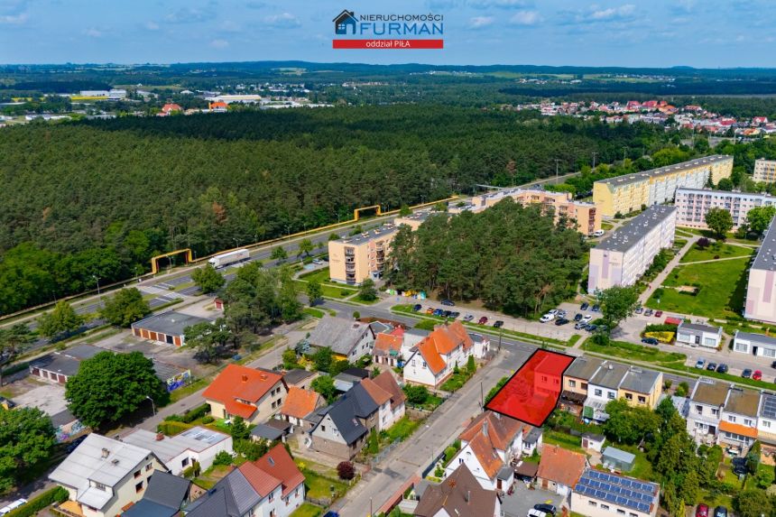 Dom w Pile na Osiedlu Górnym, skrajny szereg miniaturka 5