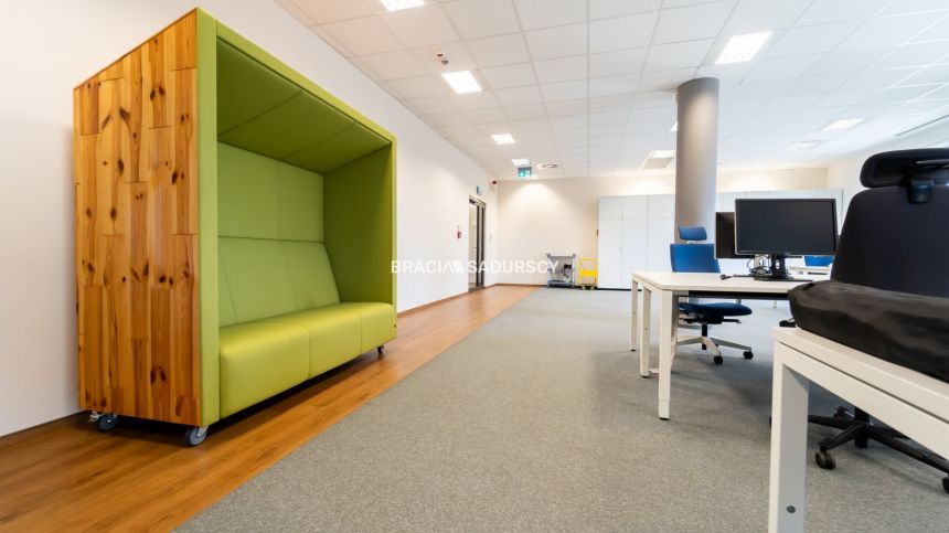 powierzchnia biurowa w nowoczesnym biurowcu miniaturka 11