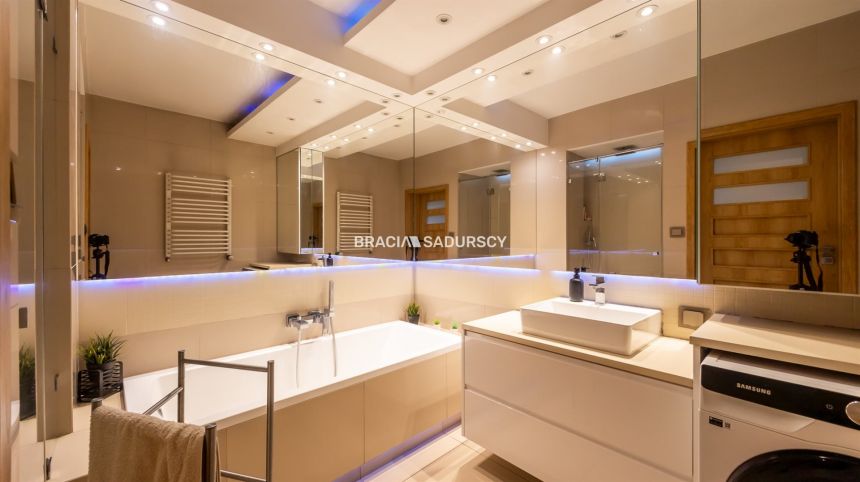 Nowoczesny salon 40m2/2balkony/garaz/piwnica miniaturka 16