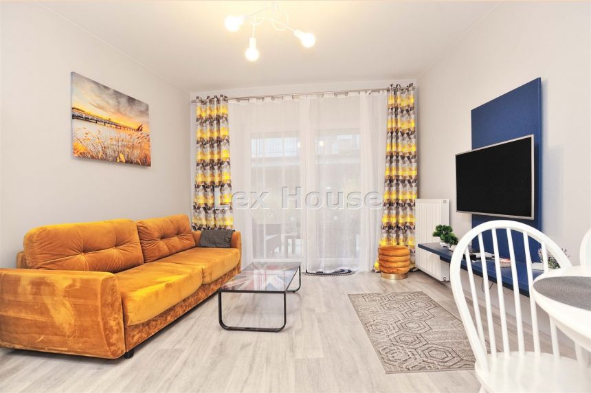 Sprzedam komfortowy apartament w Pobierowie. miniaturka 8