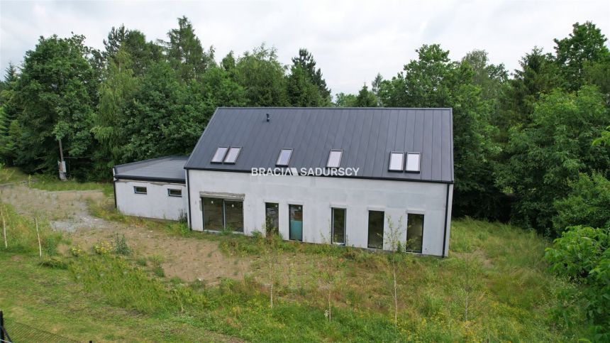 Dom jednorodzinny z basenem miniaturka 26