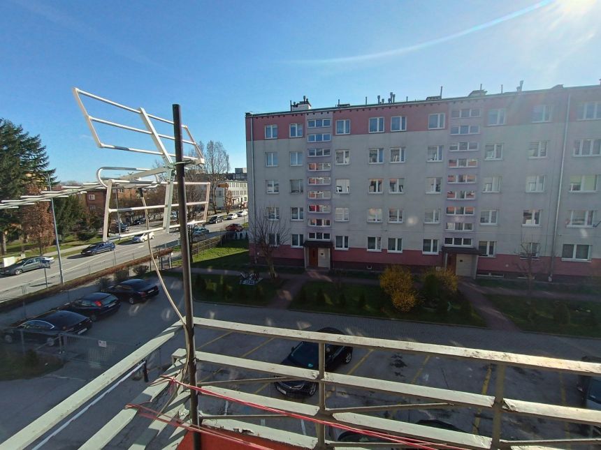 2 pokoje, widna kuchnia, II piętro, balkon ul.Hoża miniaturka 12