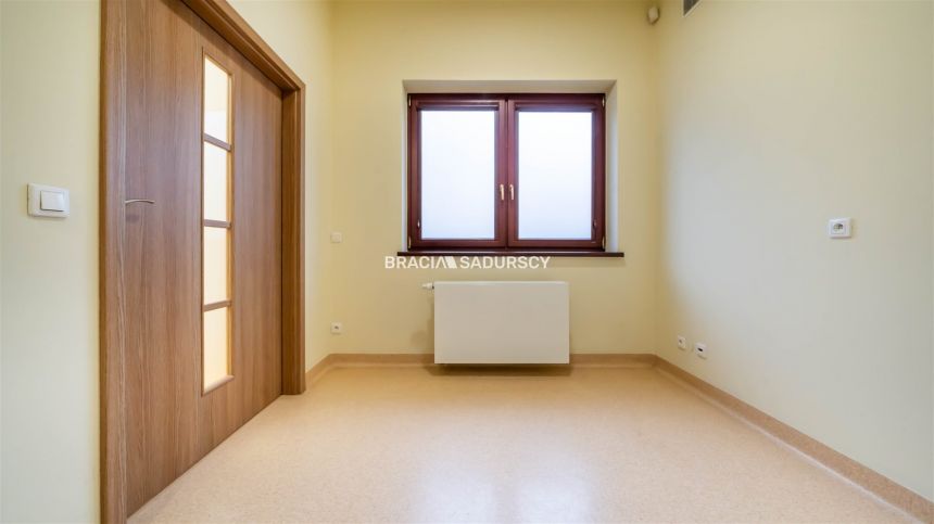 Lokal usługowo-handlowy, okolice Bronowic! miniaturka 33