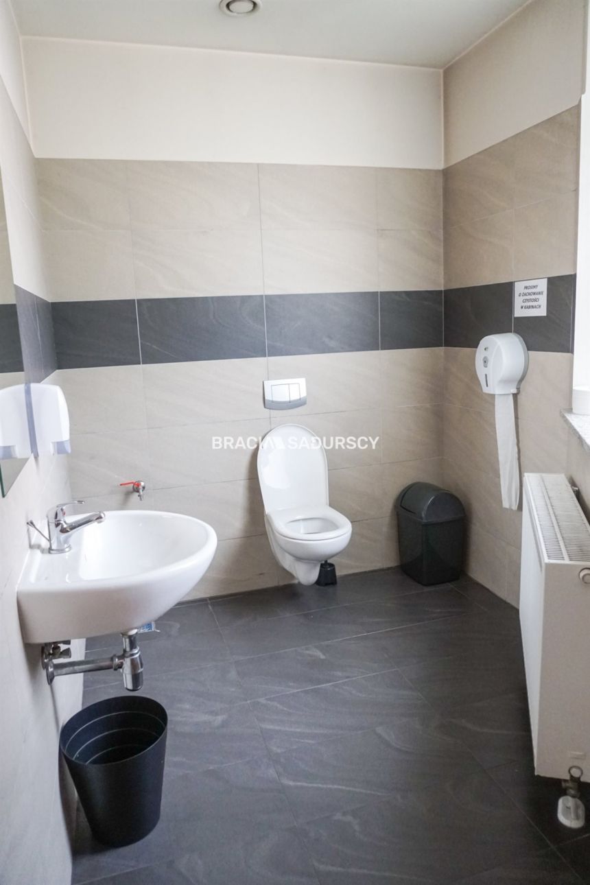 Armii Krajowej - urządzony lokal, pow. 50  m2 miniaturka 20
