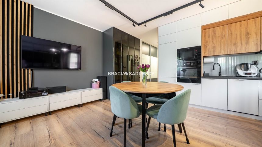 3 pokoje, balkon, wysoki standard, klimatyzacja miniaturka 23