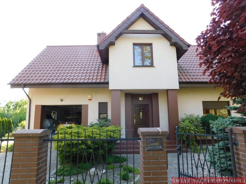 Urokliwy dom wolnostojący w Mrozowie miniaturka 3