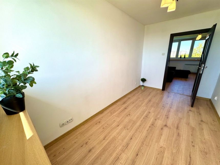 Dąbrowskiego - wygodne nieumeblowane mieszkanie miniaturka 9