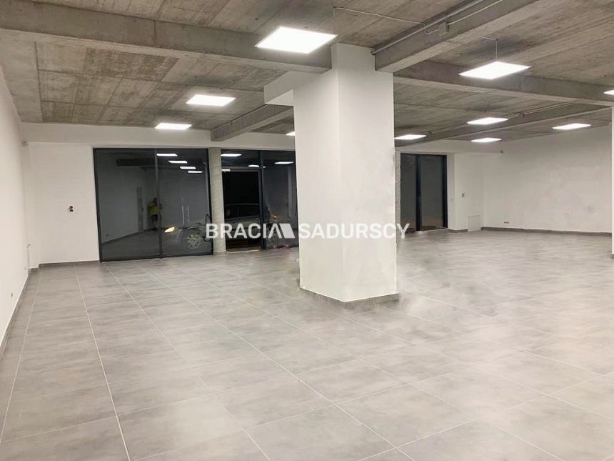 nowy lokal 170 m2 Sakwina miniaturka 2