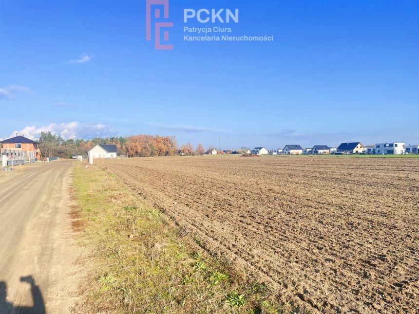 Działka 660 m² pod dom jednorodzinny – Górki - zdjęcie 1