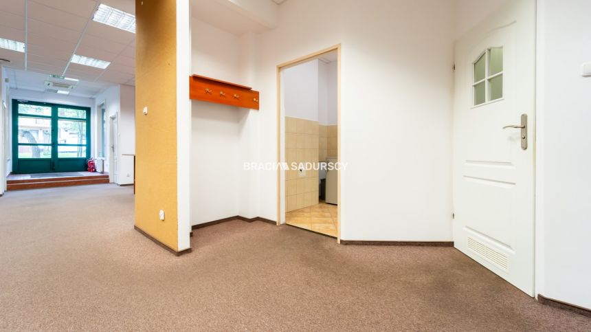Lokal usługowy w centrum zabudowy mieszkaniowej! miniaturka 20