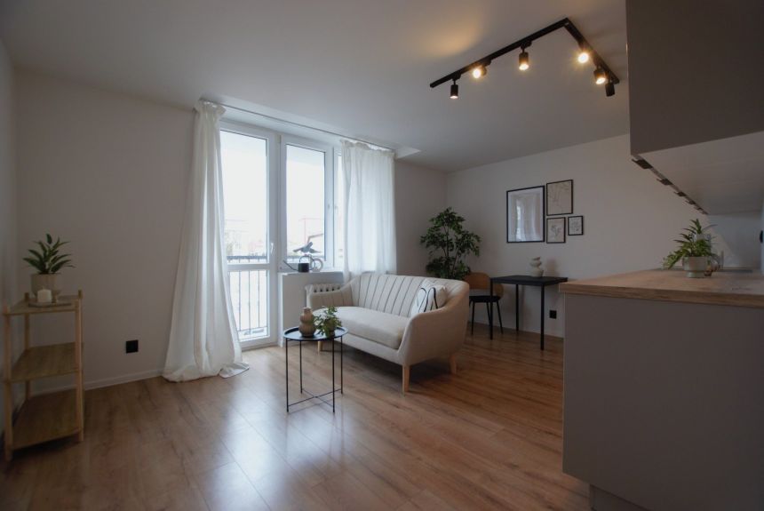 3 pokojem, balkon, winda, centrum - ul. Nowy Świat miniaturka 3