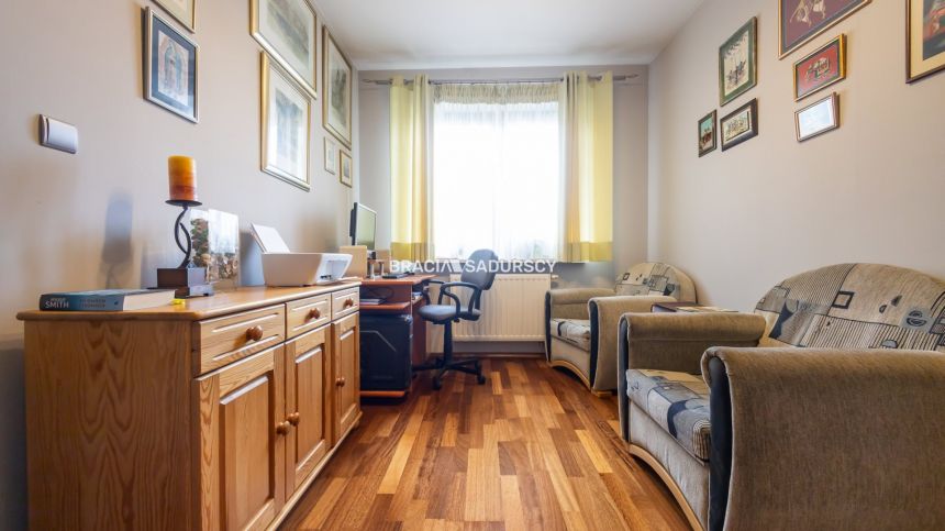 Duży komfortowy dom w Modlniczce miniaturka 15