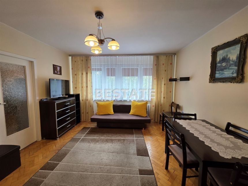 Kawalerka, gotowa do zamieszkania, pod inwestycję - zdjęcie 1