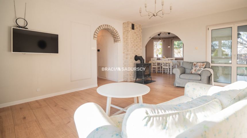 Uroczy dom 130m² z bajkowym ogrodem – Gnatowice! miniaturka 9