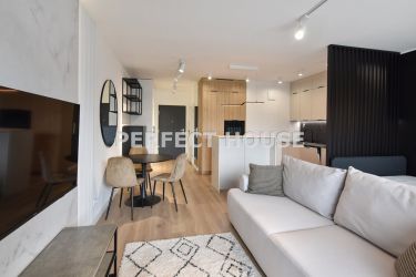 Apartament z balkonem na Marcelinie
