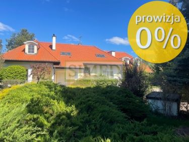 Zadbany dom z garażem , duża działką ,