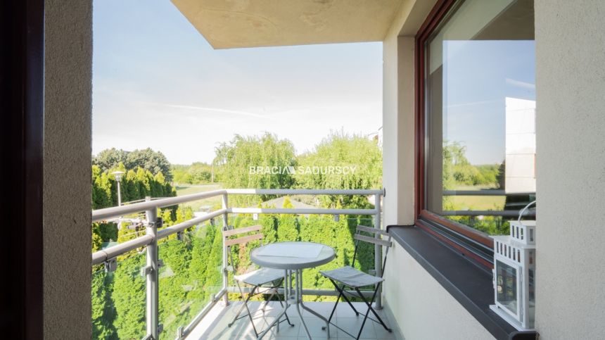 Kraków Łokietka — 2 pokoje z klimatem i balkonem miniaturka 23