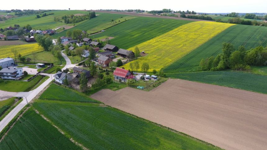 Urokliwy dom wolnostojący w Januszowicach miniaturka 3