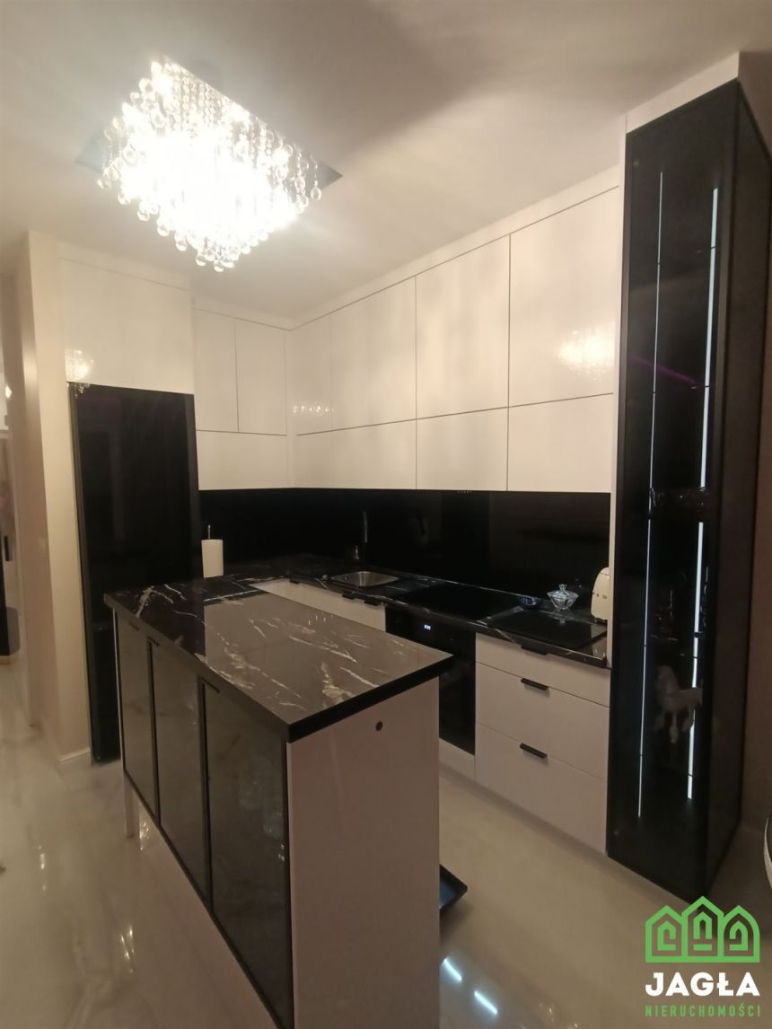 Komfortowy apartament!  Pięknie wykończony. miniaturka 6