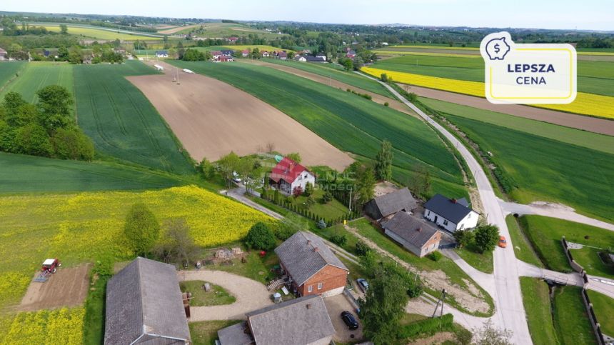 Urokliwy dom wolnostojący w Januszowicach - zdjęcie 1