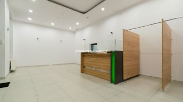 Frontowy lokal do wynajęcia – 77m2 Kraków