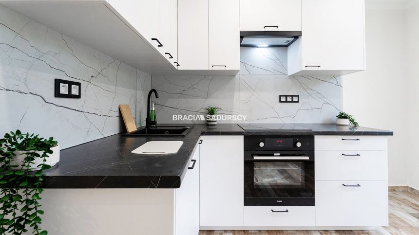 Świetna Lokalizacja,Mieszkanie po Remoncie Skawina miniaturka 4