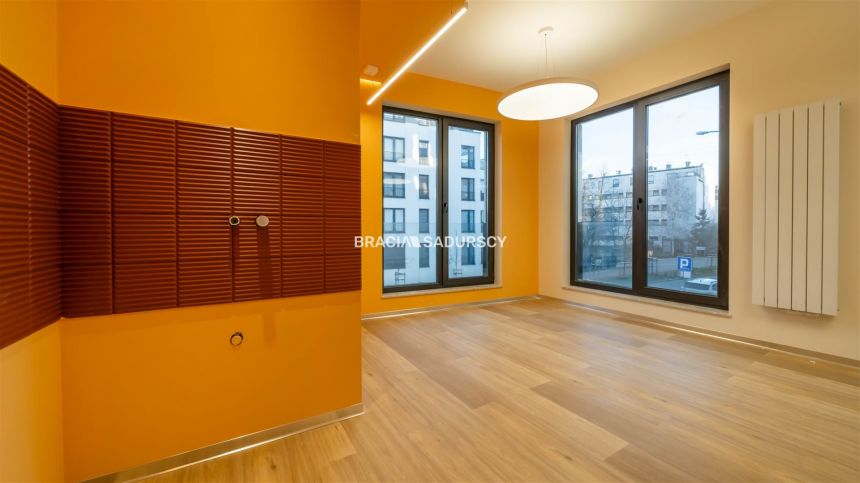 Lokal wykończony/ 108m2/ świetna lokalizacja miniaturka 15