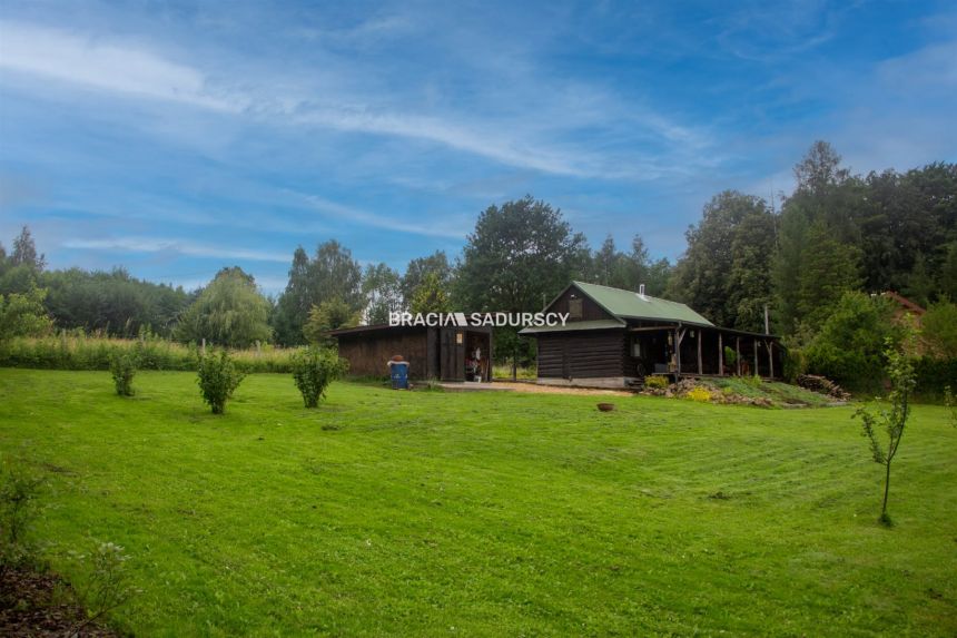 Chronów, gm. Bochnia. Klimatyczny dom z bali miniaturka 2