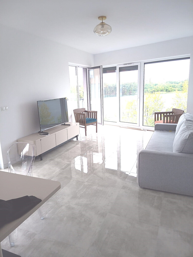Wynajem apartament 76m2. 3 pokoje z tarasem miniaturka 2