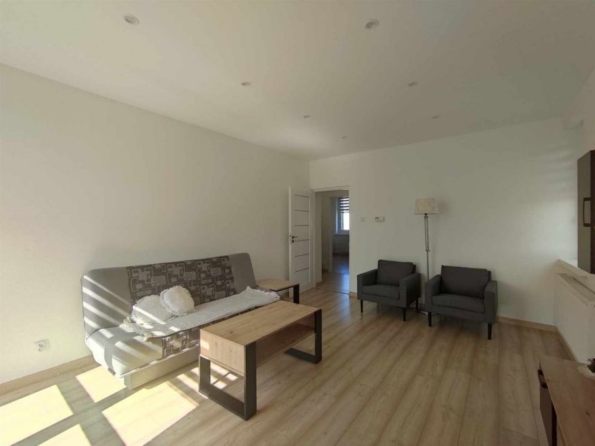 Sosnowiec Pogoń, 1 500 zł, 50 m2, umeblowane miniaturka 6