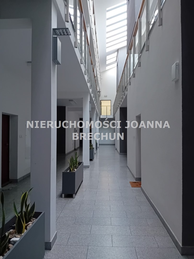 Oporów / Komfortowa kawalerka miniaturka 3