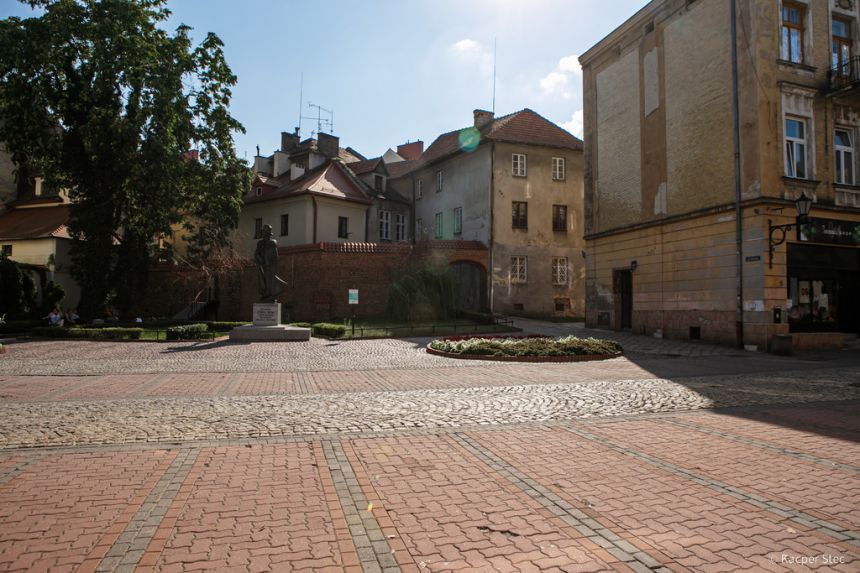 Lokal w Tarnowie na ul.Wałowej miniaturka 15