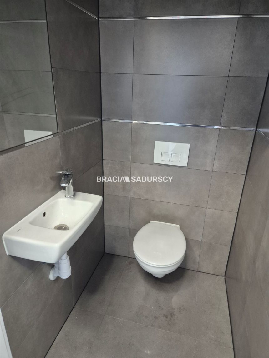 Wolnostojący obiekt biurowy- 300m2!!! miniaturka 20