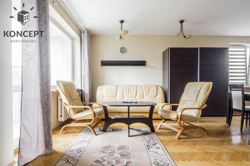 Komfortowe mieszkanie | 2-pok | Balkon | Centrum miniaturka 2