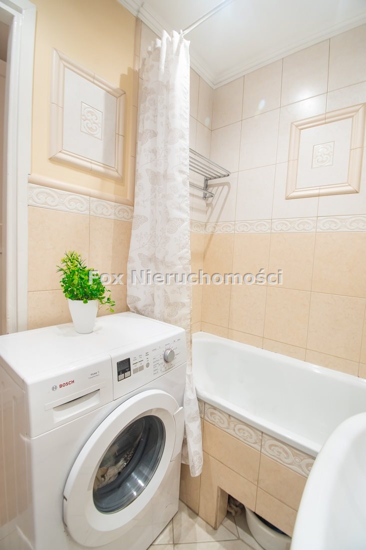 Zadbane 2 pokoje z balkonem w niskim bloku miniaturka 10